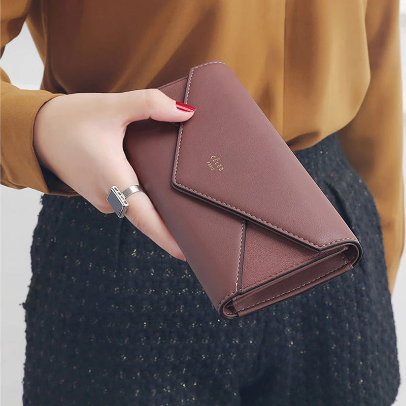 Carteira Feminina Longa Trifold com Estampa Geométrica