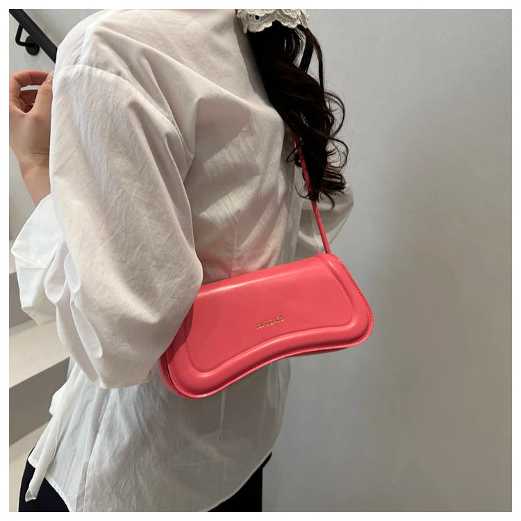 Bolsa Feminina Tiracolo Baguete Feminina Preta Minimalista com Alça de Nó Dupla