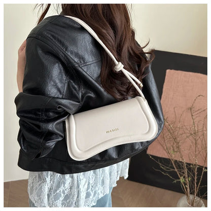 Bolsa Feminina Tiracolo Baguete Feminina Preta Minimalista com Alça de Nó Dupla