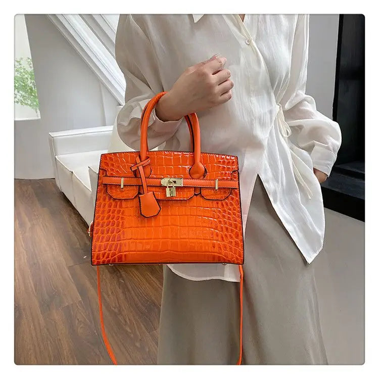 Bolsa Feminina Tote Modelo Queen Croco White – Edição Limitada