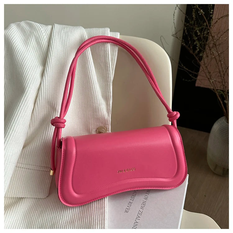 Bolsa Feminina Tiracolo Baguete Feminina Preta Minimalista com Alça de Nó Dupla