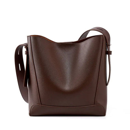 Bolsa Feminina de Couro Modelo Mocca Plus - Loja Glamurize LTDA