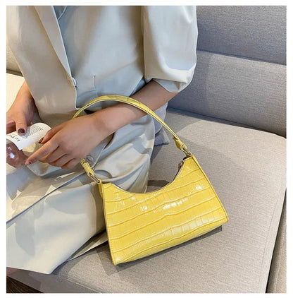 Bolsa Feminina Tiracolo Croco Gloss - Loja Glamurize LTDA