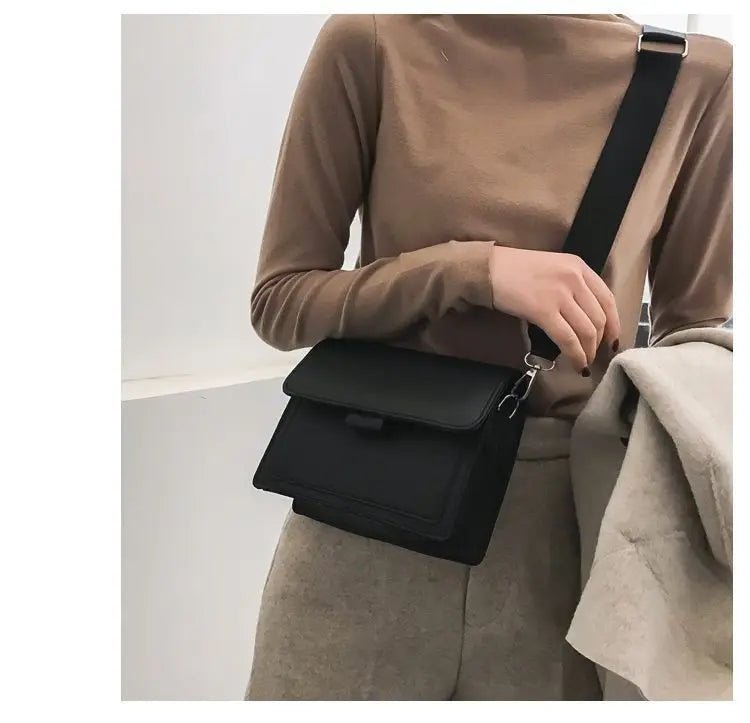 Bolsa Feminina Transversal Modelo Lumiere - Loja Glamurize LTDA
